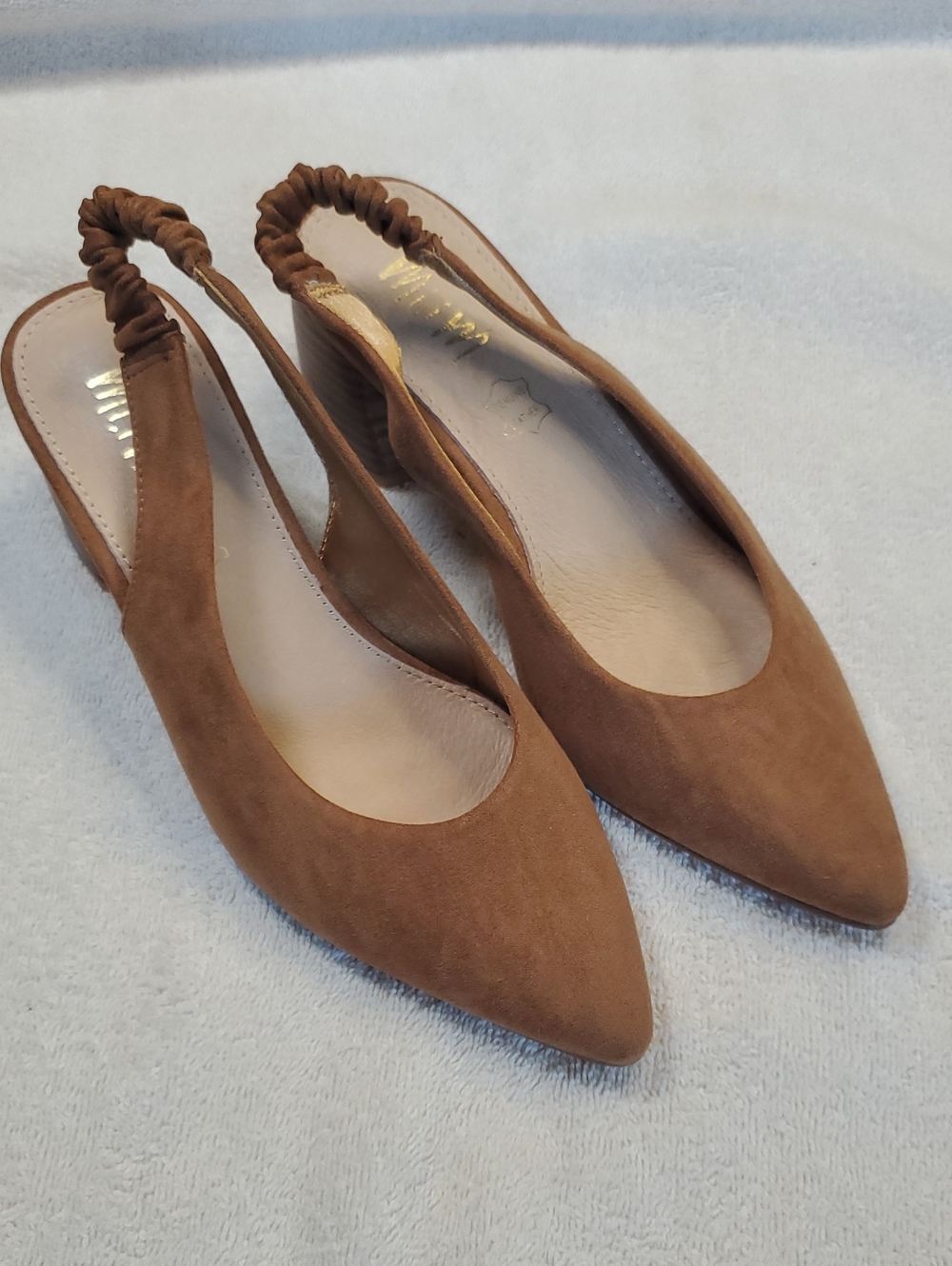 Mi.iM Brown Suede Block Heel Slingback Pointed-Toe Sandals. NWOT.  Size 6.5